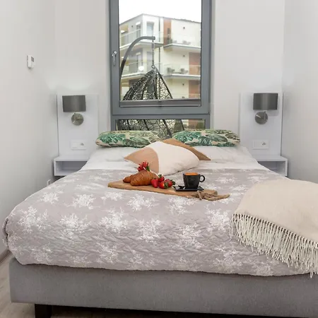 In A Great Location, Apartment Pobierowo