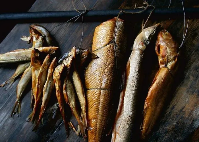 Right On The Beach, Поберово