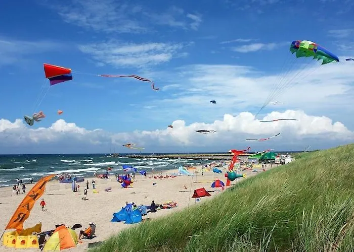 Апартаменты Right On The Beach,